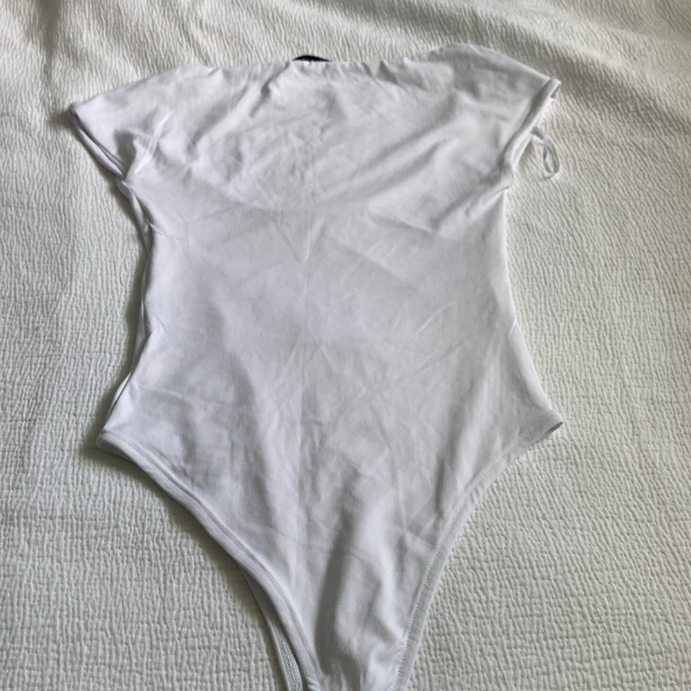 Zara Classic White Top - Picture 4 of 4